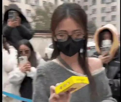 娱乐cp爆料吃瓜,神秘CP甜蜜互动，吃瓜群众纷纷热议